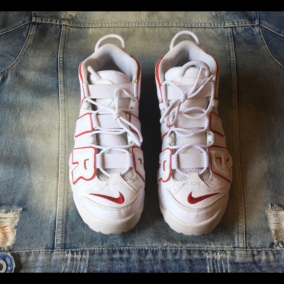 🙌🏽SOLD🙌🏽Nike Air More Uptempo “White/Varsity Red” Size 9.5 - Picture 3 of 5
